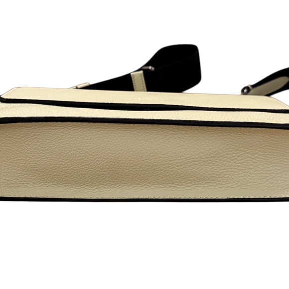 Coach Turner Flap Crossbody in Lime Green 2022 - Picture 4 of 12